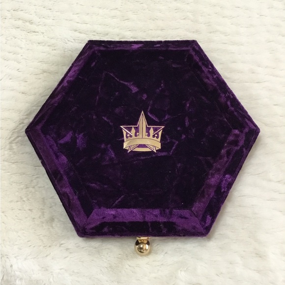 Jeffree Star Blood Lust palette Brand New - Picture 2 of 4